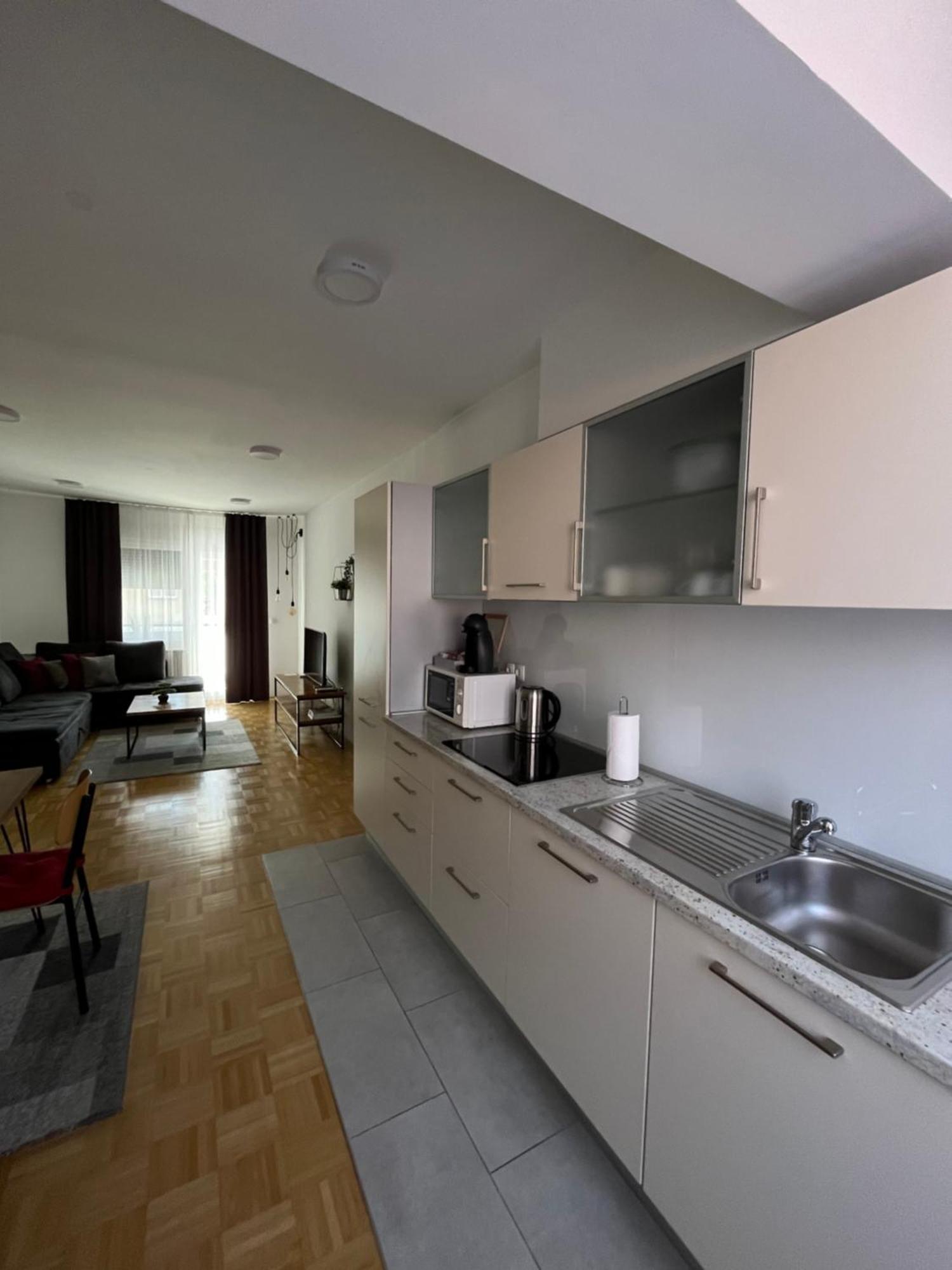 Apartamento For5 Ðakovo Exterior foto