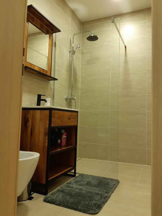 Apartamento For5 Ðakovo Exterior foto